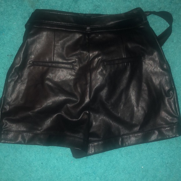 Sold - Picture 5 of 7